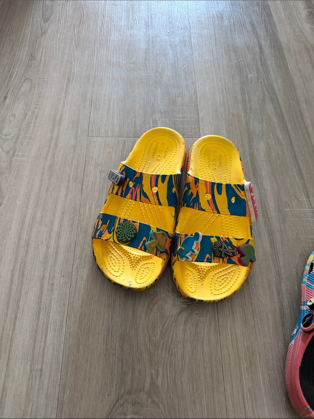 CROCS diplo Slides and Clogs - Picture 2 of 5
